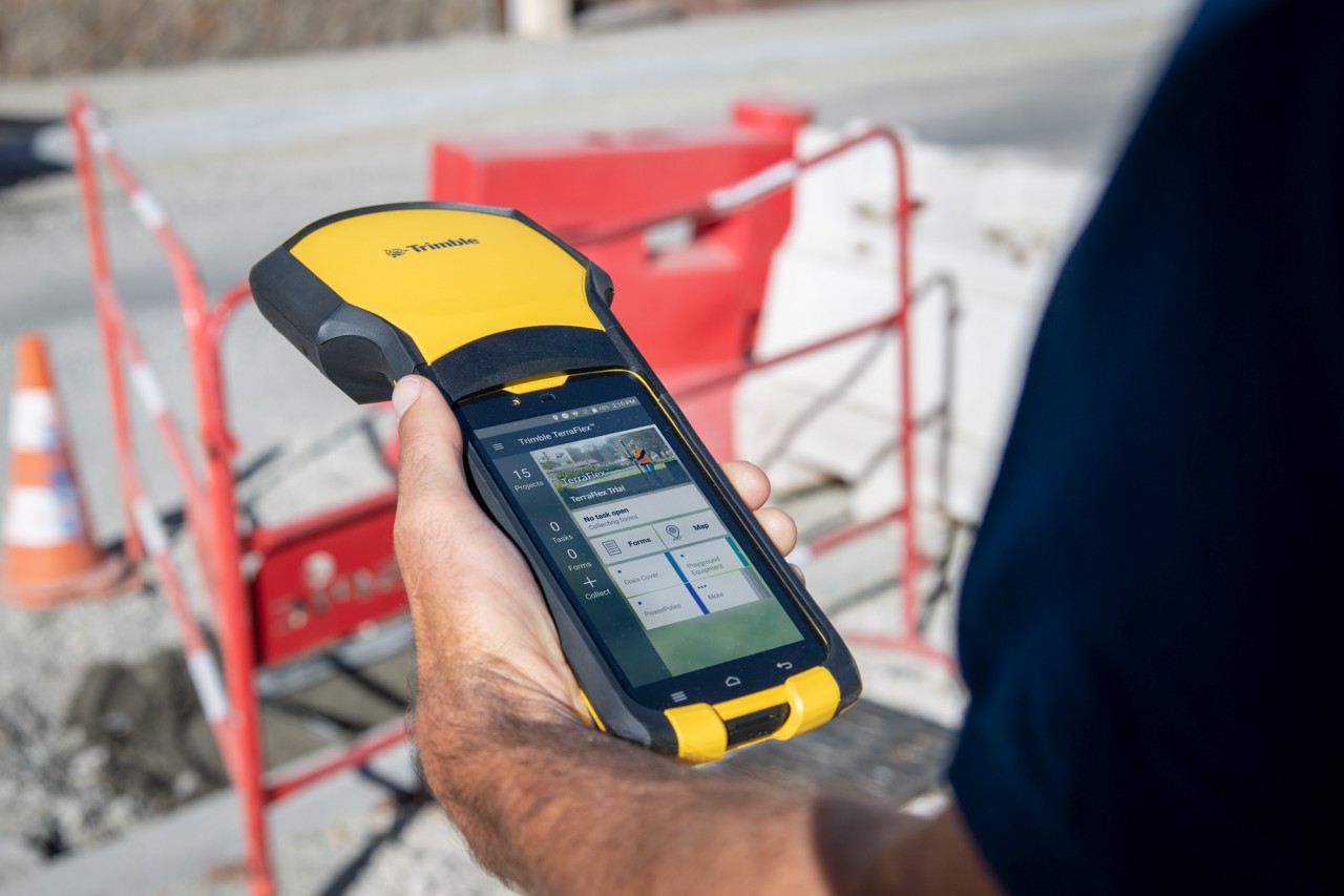 Trimble_TDC150_TerraFlex_109.jpg